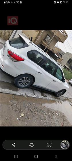 نیسان پاسفایندەر